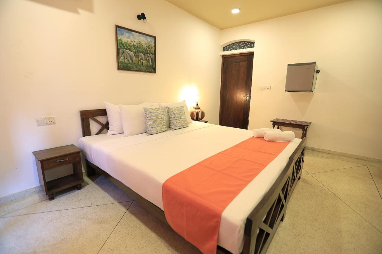 D Plus Resort Negombo Extérieur photo