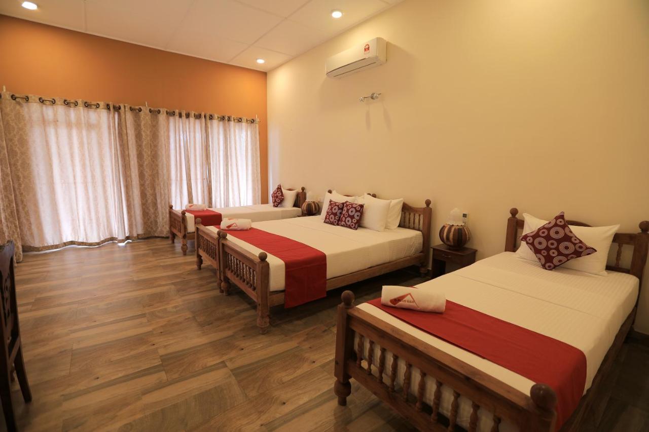 D Plus Resort Negombo Extérieur photo